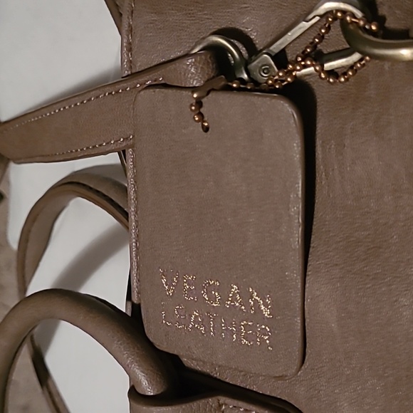 Sasha + Sofi Crossbody Handbag Satchel Adjustable Purse Brass Tan Shoulder Strap - Picture 13 of 14